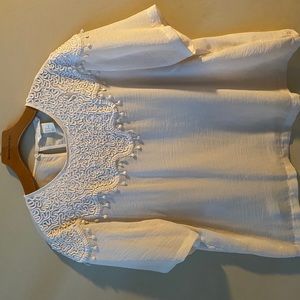 Cream Colored Neck Detail Blouse - US 14